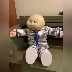 Vintage 1980s Cabbage Patch Doll with birth certificate and extra outfit